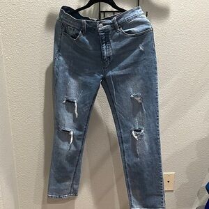 Distressed jeans. TheMogan 9P inseam 27in